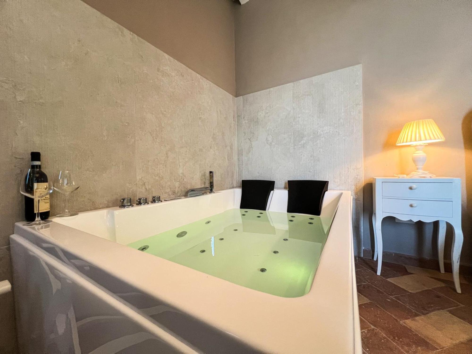 تْشيانشانو  تيرمي Antica Quercia Villa & Spa المظهر الخارجي الصورة